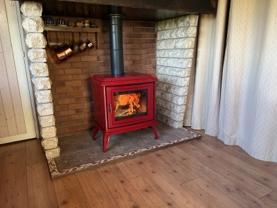 Charleston C2-01 émaillé rouge.jpg