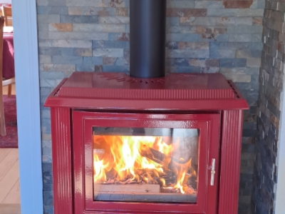 Charleston C5-02 émaillé rouge.jpg